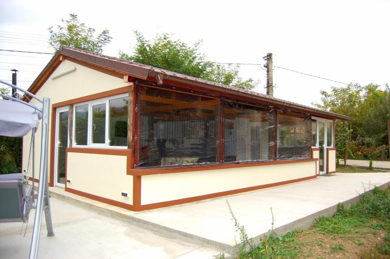 Vila Phoenix Calimanesti Luaran gambar