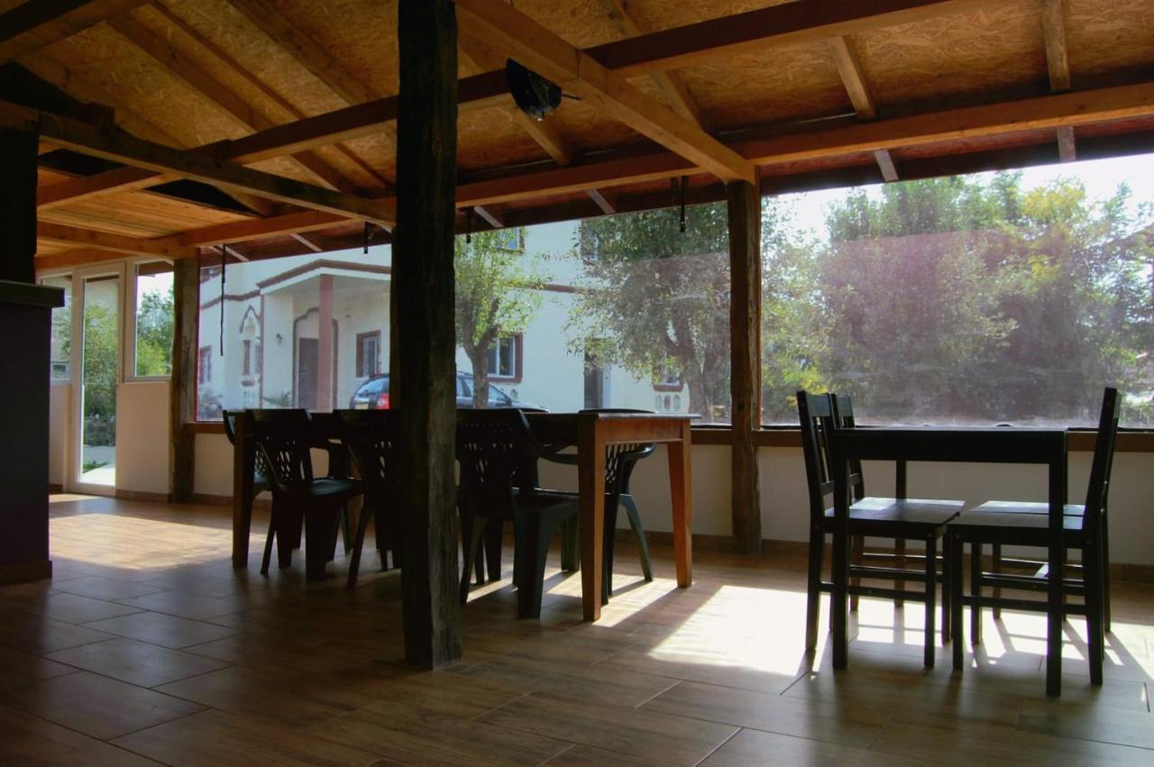 Vila Phoenix Calimanesti Luaran gambar